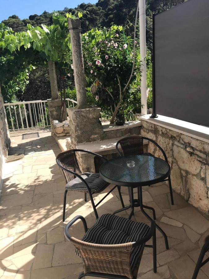 Apartamento Apartman Flora'S Garden Korčula Exterior foto